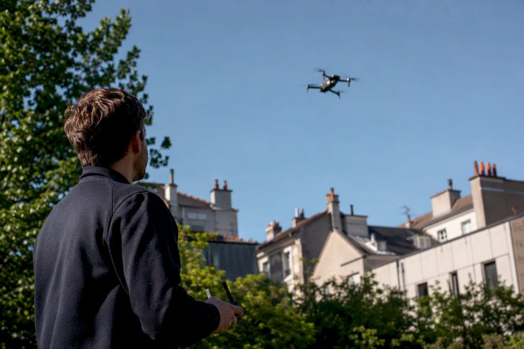 Inspection toiture drone : réglementation, méthode et tarifs